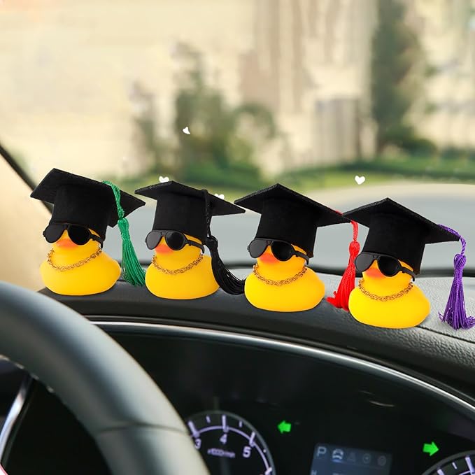 wonuu Car Dashboard Decor Graduation Hat Rubber Duck, Car Ducks Ornaments with Mini Hat Necklace Sunglasses Scarf (Purple)