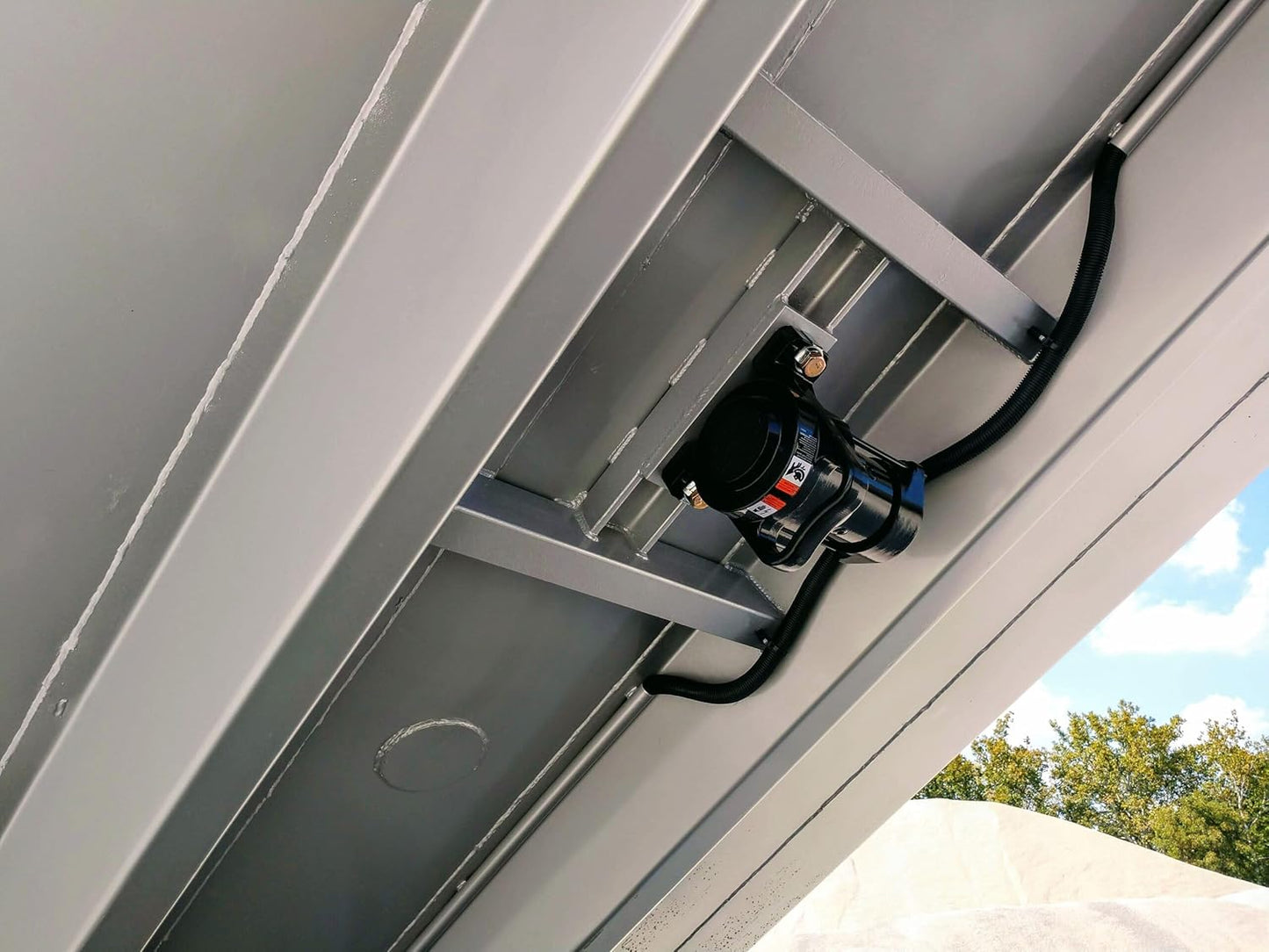 Dump Truck Vibrator Replacement for Clean Bed, Shake Out Excess Material in Truck Bed (DC-2500)