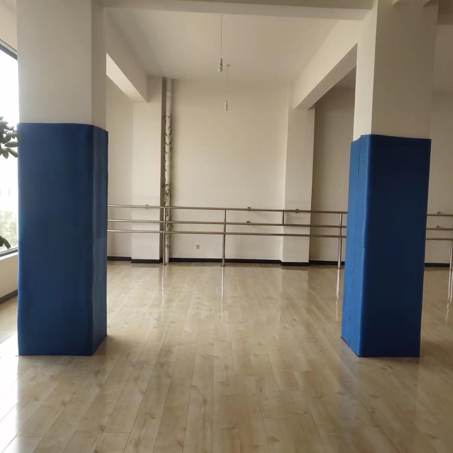 Garage Wall Protector - Thickened Foam Column Protector for Indoor Edge Protection - Cuttable Furniture Cushion Guard