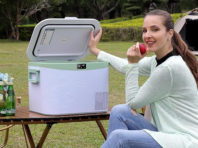 Car Refrigerator, Portable 12V Fridge 19 Qt (18 L) 12 Volt Freezer Compressor Cooler 12V/24V DC 110～240 V AC for Truck Van RV Camper SUV and Home Use -18℃~+15℃