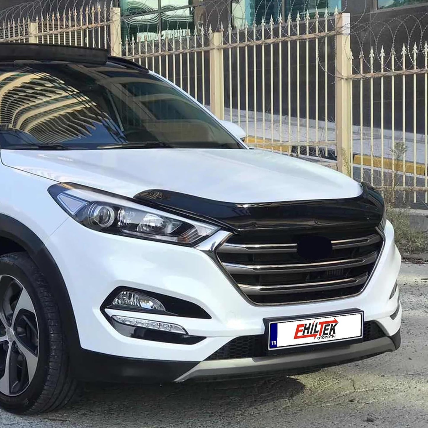 Hood Deflector Guard Fits Hyundai Tucson 2016-2020 | Bug & Bonnet Shields, Protects from Particles & Bug, All Weather - Durable - Easy Assembly Without Drill