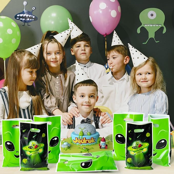 Alien Party Favor Bags - 50Pcs Fun Alien Party Gift Bags, Green Alien Goody Candy Treat Bags, Space Theme Party Decorations Plastic Birthday Snack Bag for Kids Birthday Alien Themed Party