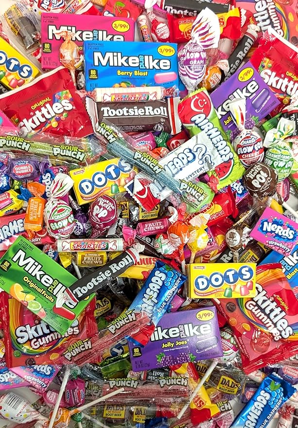 Ultimate Name Brand Candy Variety Pack - 2 lb Bulk Candy Individually Wrapped - No filler Candies - Perfect for Party Candies Stuffers or Party Favor Candys for Kids Goodie Bags - Party Favors for Kids