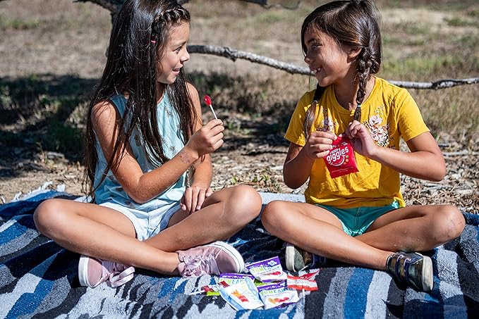 YumEarth Organic Fruit Flavored Giggles Chewy Candy Bites, 10-0.5 oz. Snack Packs, Allergy Friendly, Gluten Free, Non-GMO, Vegan, No Artificial Flavors or Dyes (Pack of 2)